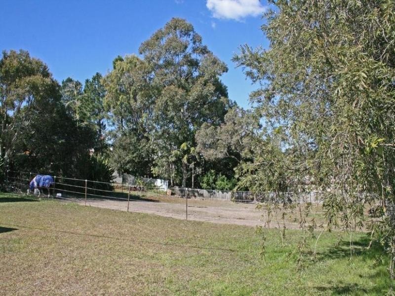 327 Macdonnell Road, Eagle Heights QLD 4271