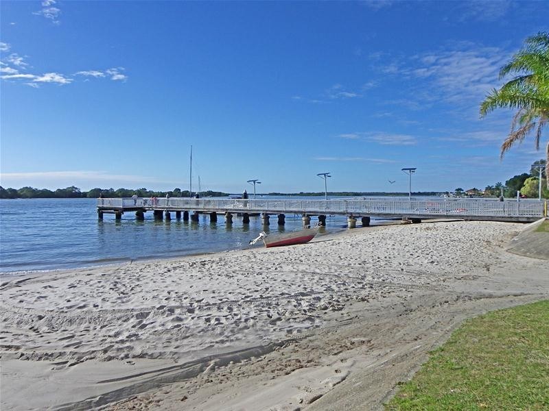 42 Marina Parade, Jacobs Well QLD 4208