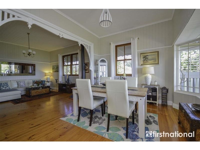 208 Beacon Road, Tamborine Mountain QLD 4272