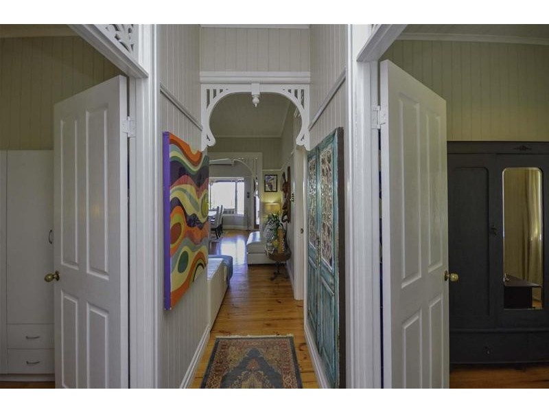 208 Beacon Road, Tamborine Mountain QLD 4272