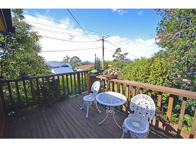 7 Moreton Bay Avenue, Tamborine Mountain QLD 4272