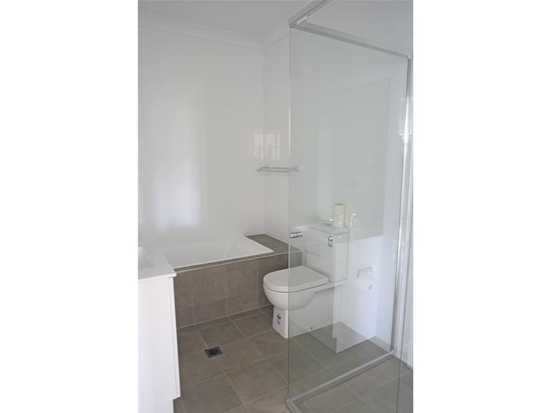 16 Peridot Cr, Rutherford NSW 2320