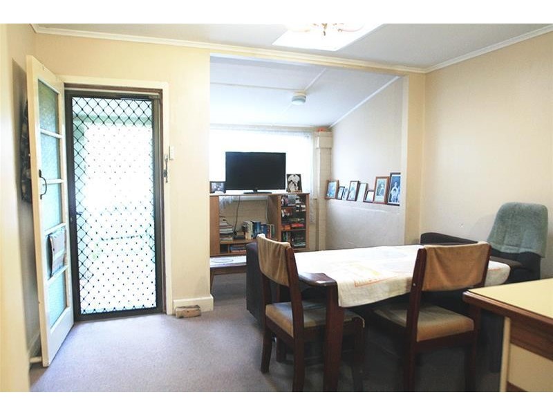 27 Victoria Street, East Maitland NSW 2323