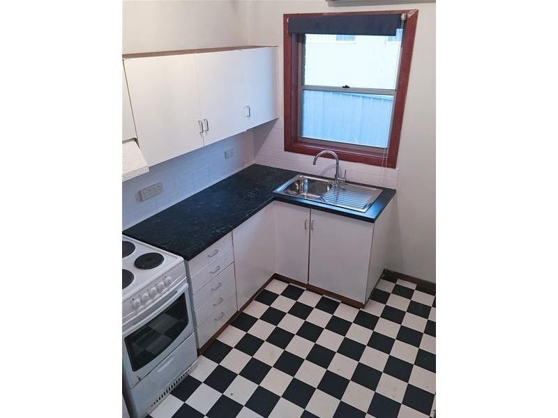 2/181 High Street, East Maitland NSW 2323