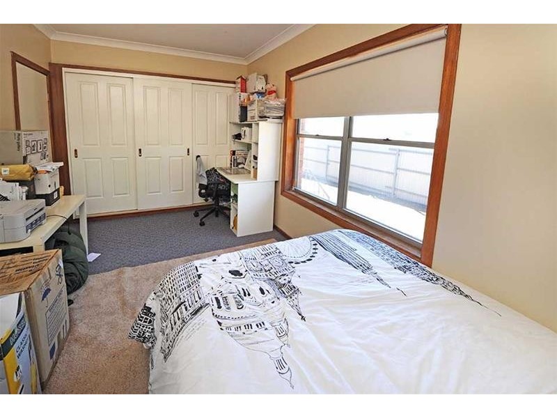2/181 High Street, East Maitland NSW 2323