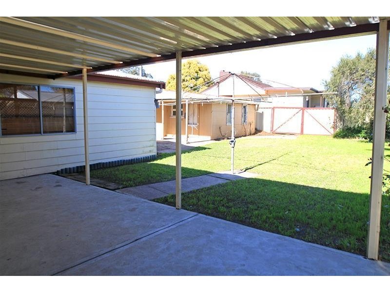 225 New England Highway, Rutherford NSW 2320