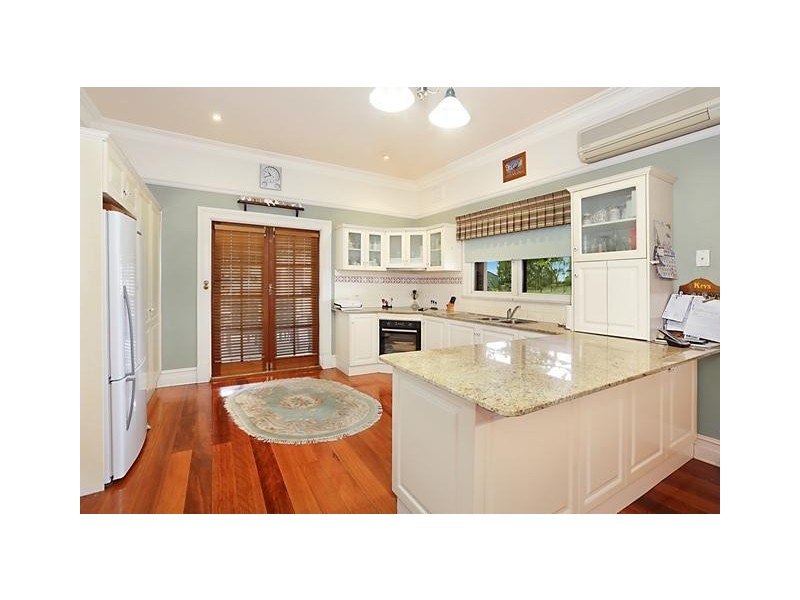 6 Silky Oak Drive, Aberglasslyn NSW 2320