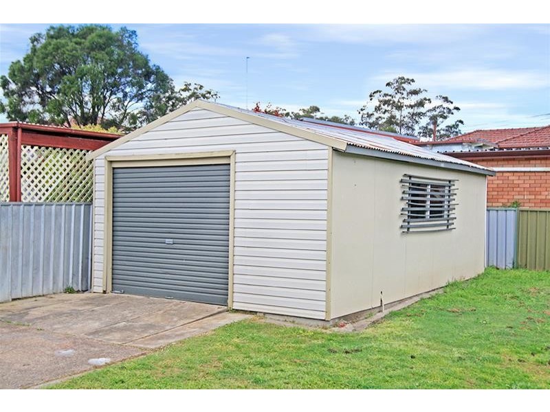 7 Compton Street, Rutherford NSW 2320