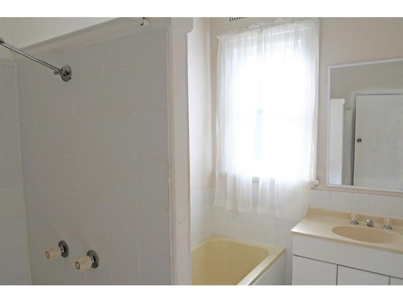 33 William Street, Telarah NSW 2320