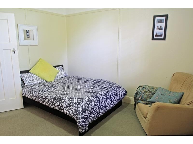 9 Nichols Street, Lorn NSW 2320