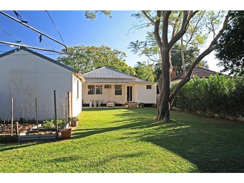 9 Nichols Street, Lorn NSW 2320