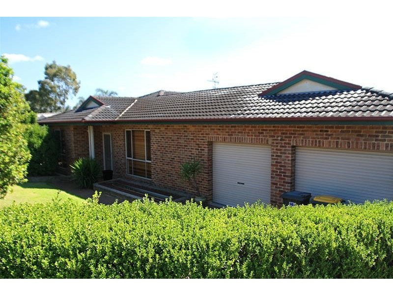 96 Denton Park Drive, Rutherford NSW 2320