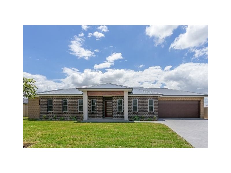 29 Waterworks Road, Rutherford NSW 2320