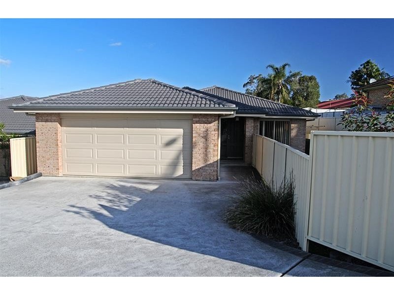 1/8 Neptune Close, Rutherford NSW 2320