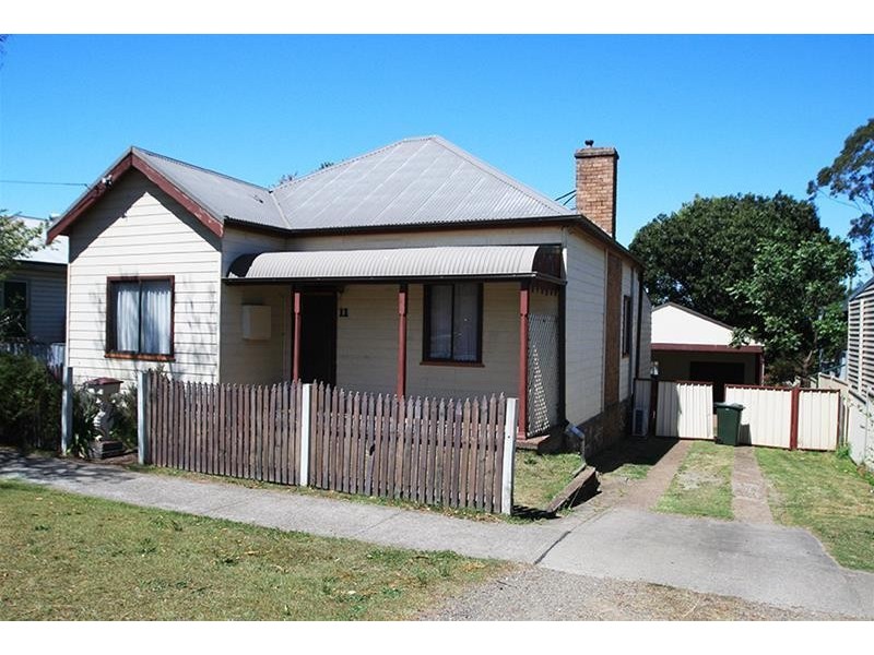 11 Raymond Terrace Road, East Maitland NSW 2323