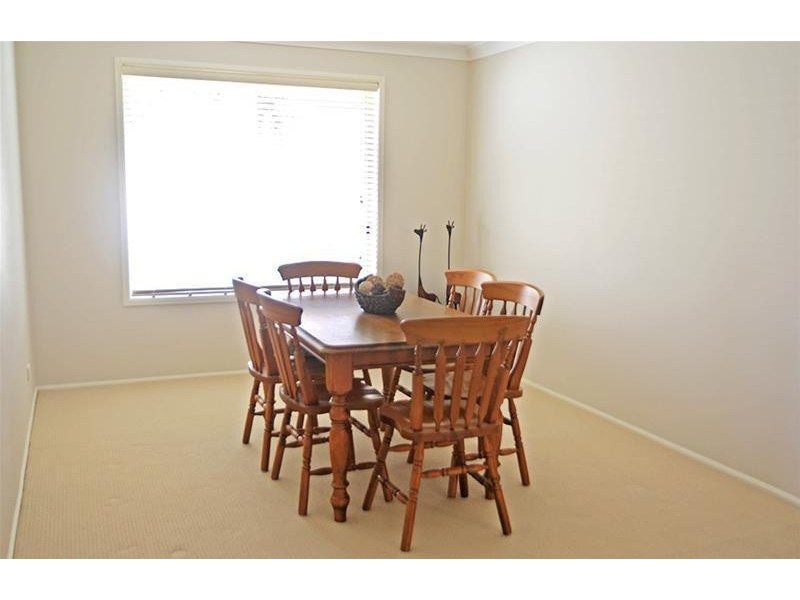 4 Mannall Close, Rutherford NSW 2320