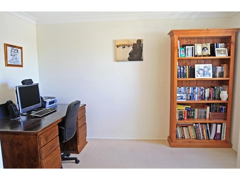 4 Mannall Close, Rutherford NSW 2320