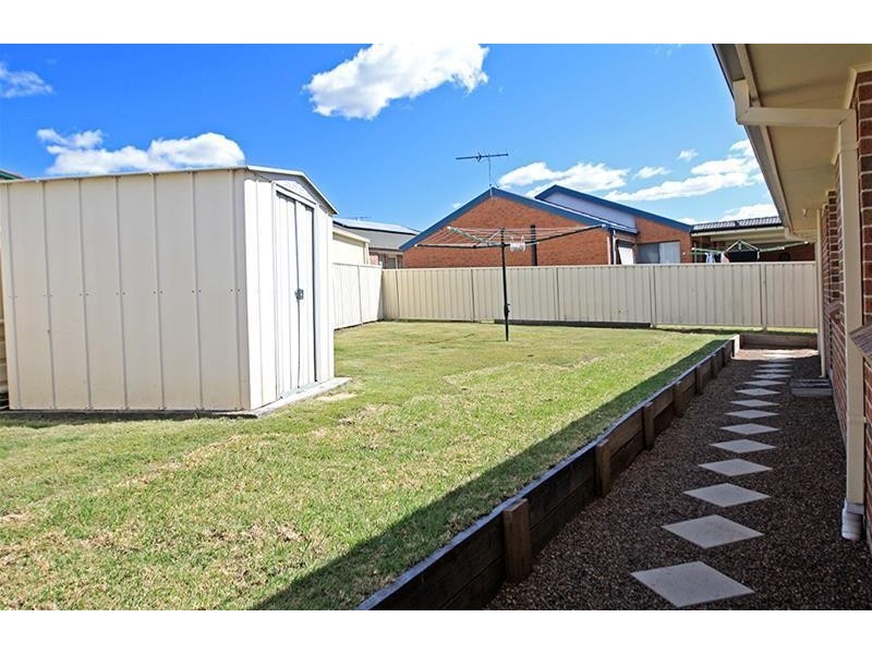 4 Mannall Close, Rutherford NSW 2320