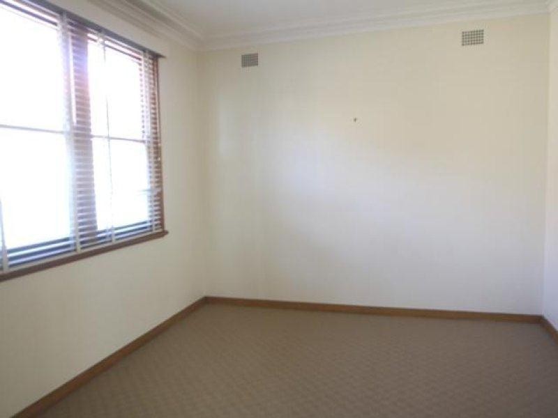 4 Glenview Street, Bolwarra Heights NSW 2320