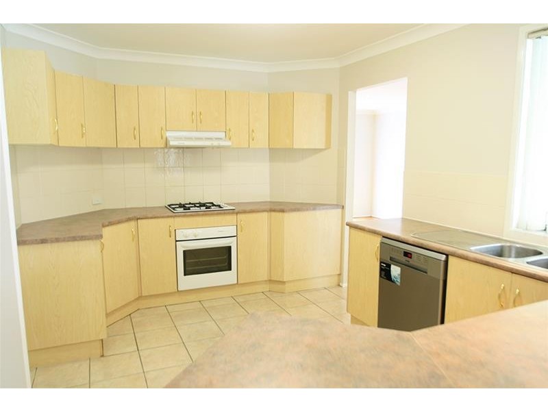 20 Glover Crescent, Metford NSW 2323