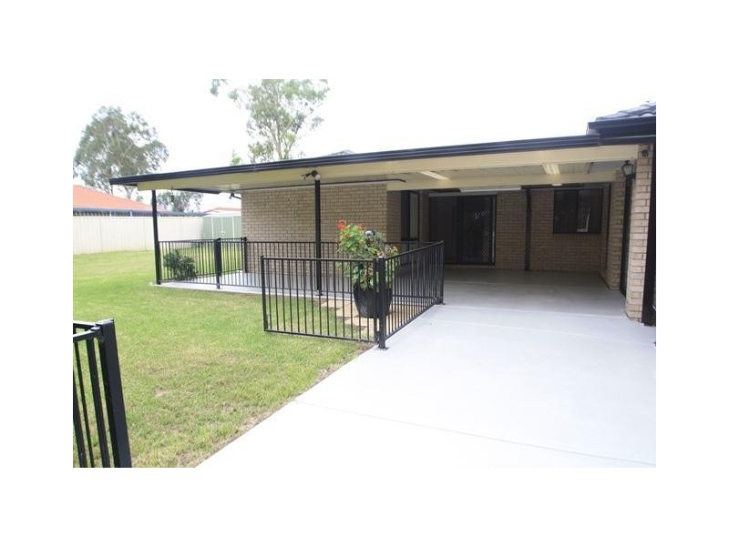 20 Glover Crescent, Metford NSW 2323