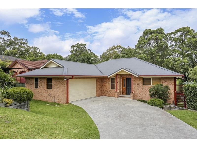 7 Natalie Close, Tenambit NSW 2323