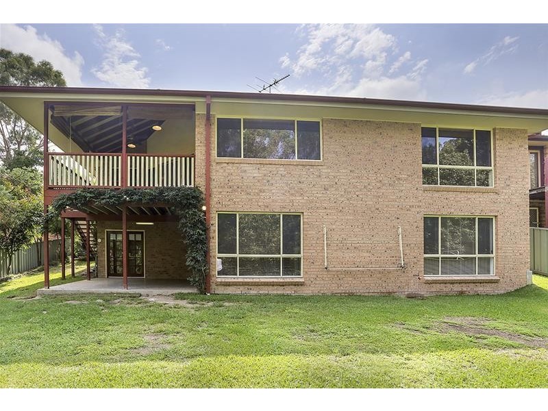 7 Natalie Close, Tenambit NSW 2323