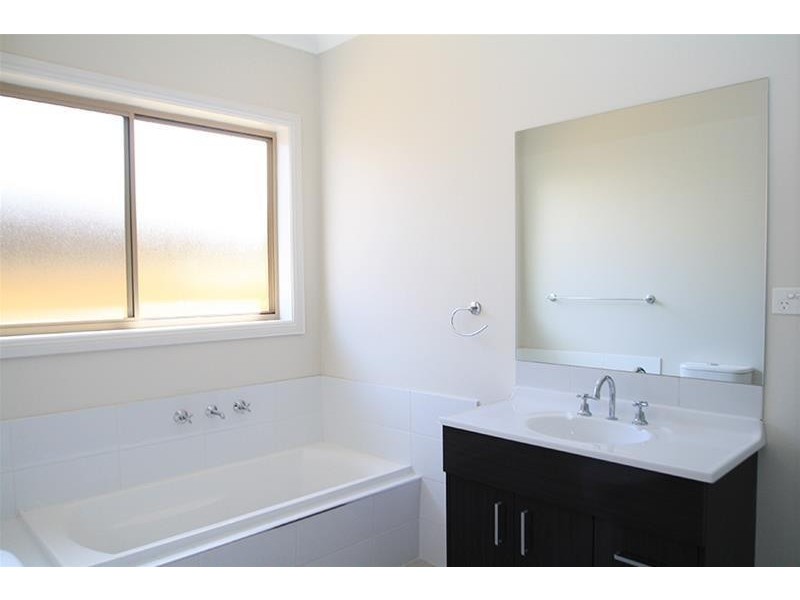 15B Arrowgrass Street, Aberglasslyn NSW 2320