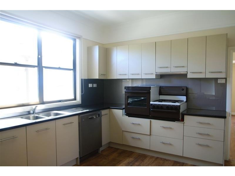 177 George Street, East Maitland NSW 2323