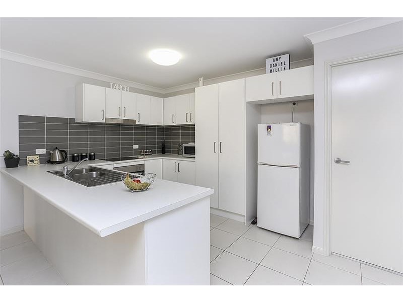 8 Babbler Way, Aberglasslyn NSW 2320