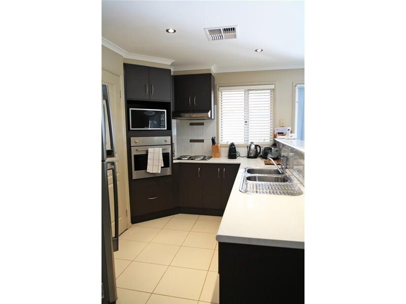 72 Streeton Drive, Metford NSW 2323