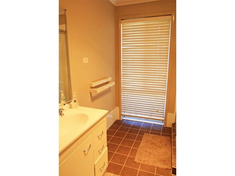 72 Streeton Drive, Metford NSW 2323