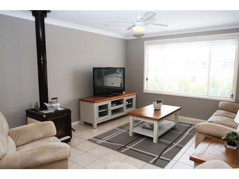 41 April Crt, Bolwarra Heights NSW 2320