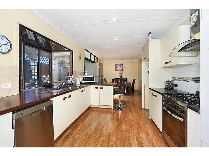 48 Ferraby Drive, Metford NSW 2323