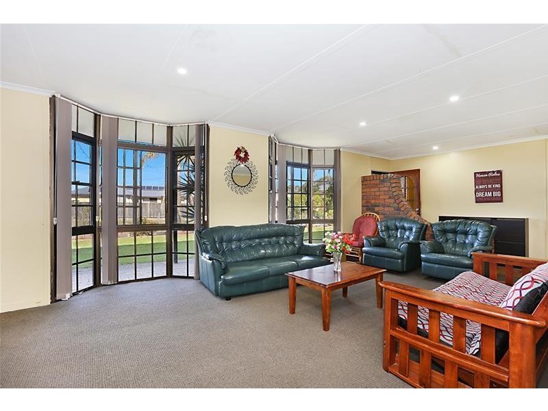 48 Ferraby Drive, Metford NSW 2323