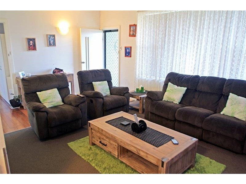 1 Peter Street, Rutherford NSW 2320