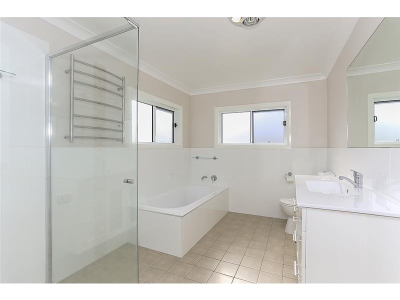 6 Taree Avenue, Telarah NSW 2320