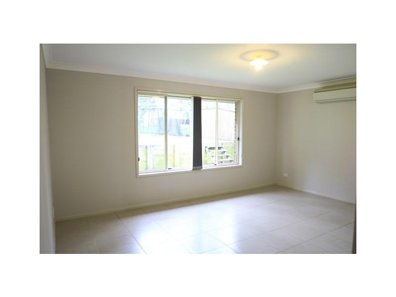 17 Honeysuckle Drive, Aberglasslyn NSW 2320