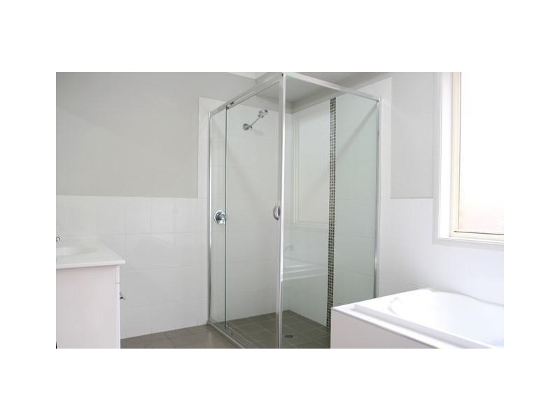 17 Honeysuckle Drive, Aberglasslyn NSW 2320