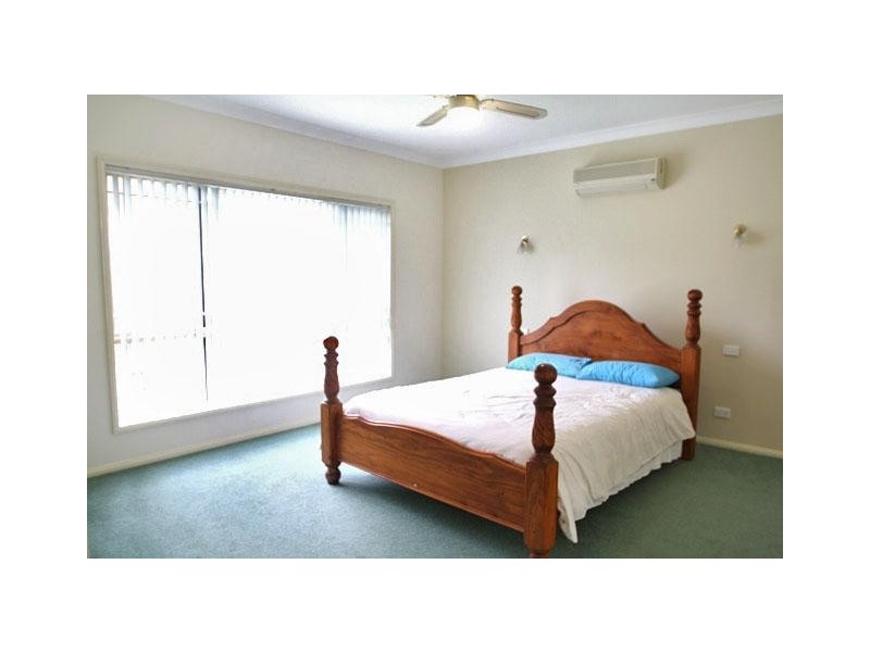 5 Leinster Circuit, Ashtonfield NSW 2323