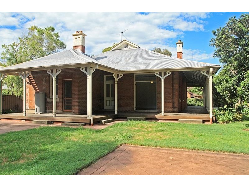 21  Allan Street, Lorn NSW 2320