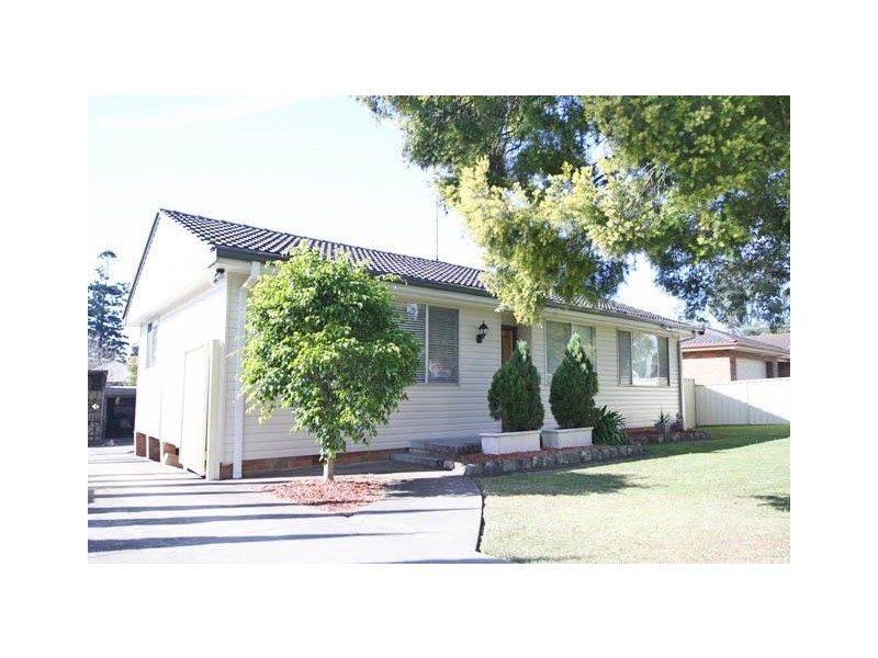 8 George Street, Largs NSW 2320