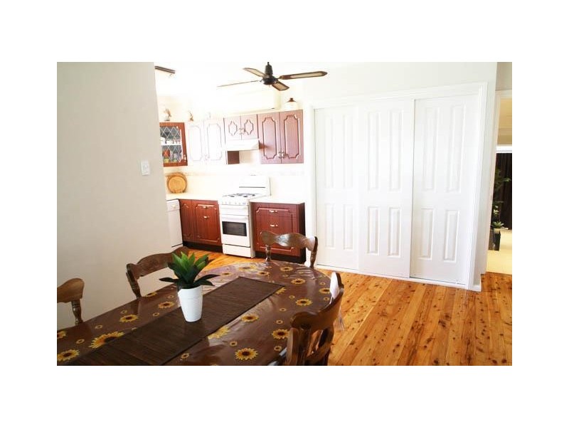 8 George Street, Largs NSW 2320