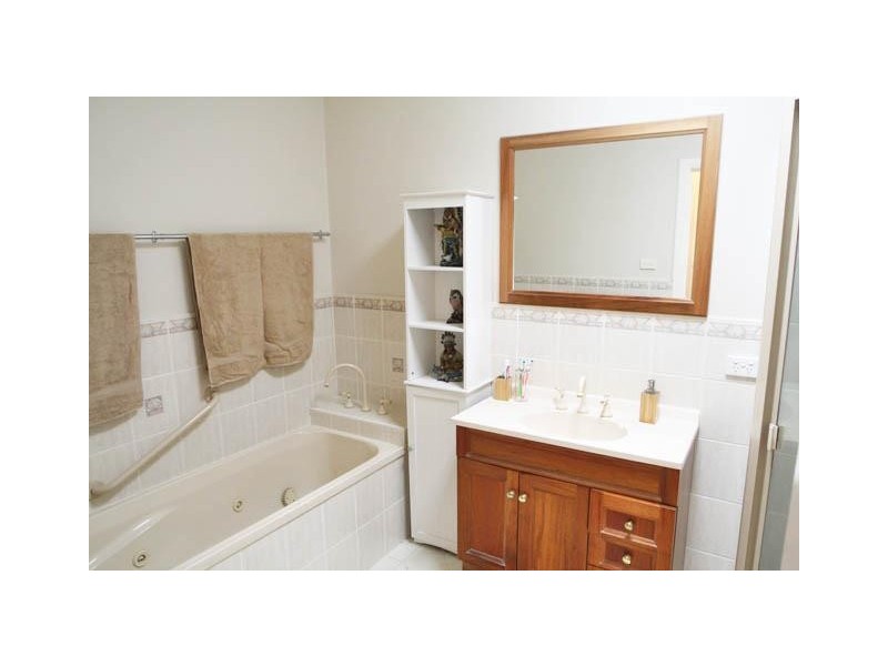 8 George Street, Largs NSW 2320