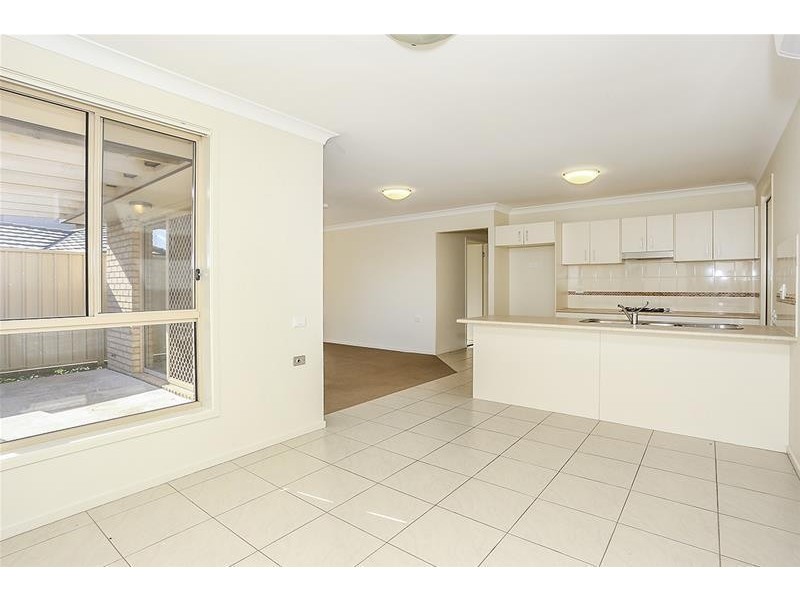 7 Lonsdale Place, Kurri Kurri NSW 2327