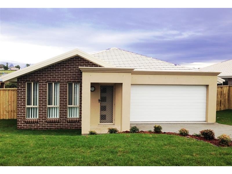 76 Saddlers Drive, Gillieston Heights NSW 2321