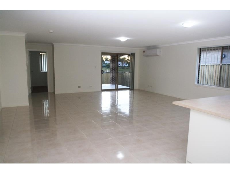 76 Saddlers Drive, Gillieston Heights NSW 2321