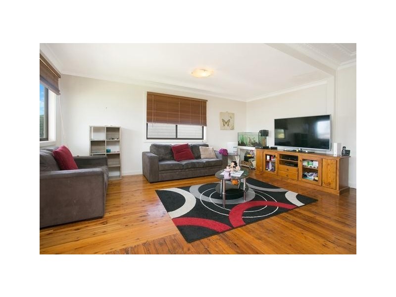 14 Queen Street, Rutherford NSW 2320