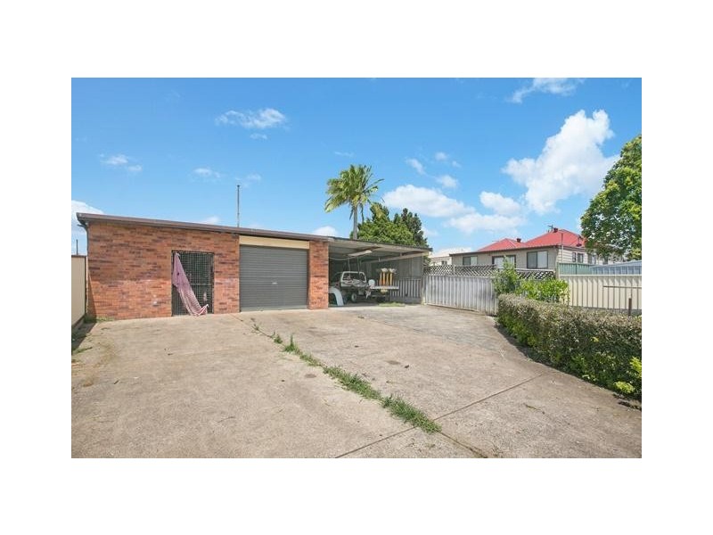 14 Queen Street, Rutherford NSW 2320