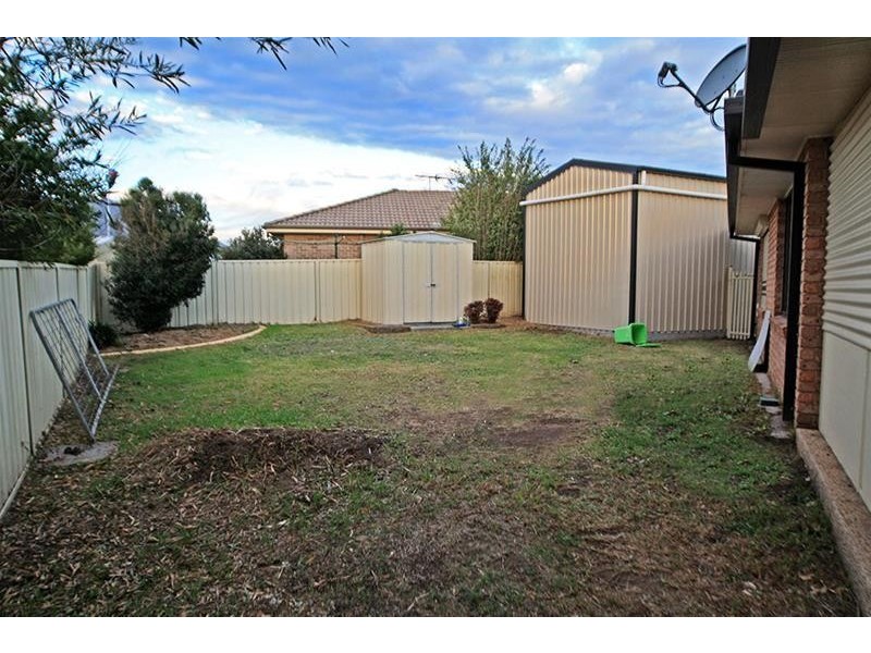 9 Dominic Cove, Rutherford NSW 2320